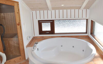 Sigvalda - 250M from the Sea