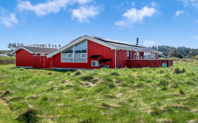 Skrallan - 400M from the Sea