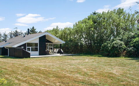 Tia - 900M from the Sea: Bois, Toit, Architecture, Domicile, Maison, Chalet, Siding, Dur, Pente, Biens