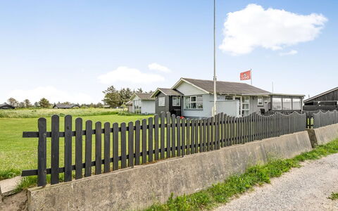 Stavros - 410M from the Sea: Herbe, Prairie, Lot Terre, Chalet, Zone Rurale, Prairie, Batiments Jardin, Jardin, Cabanon