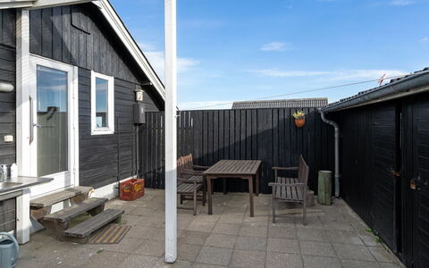Miroslava - 140M from the Sea: 