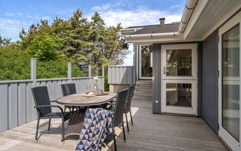 Wolfger - 350M from the Sea: Herbe, Prairie, Lot Terre, Chalet, Zone Rurale, Prairie, Batiments Jardin, Jardin, Cabanon