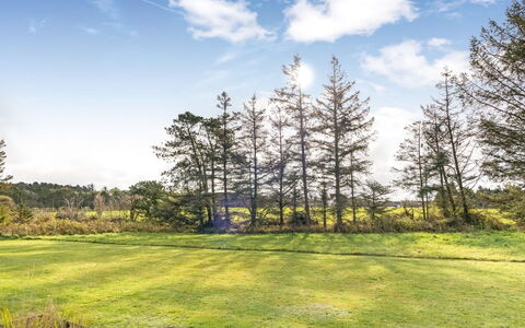 Talitha - 1.5Km from the Sea: Ciel, Arbre, Herbe, Vert, Environnement Naturel, La Nature, Feuille, Prairie, Paysage, Lot Terre