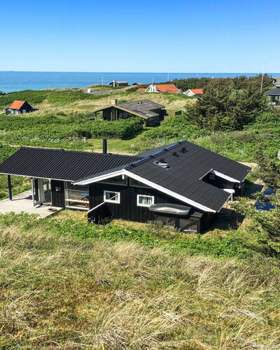 Wilma - 400M from the Sea