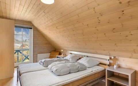 Othelia - 1.8Km from the Sea: Sol, Bois, Design Intérieur, Sol, Chambre, Plafond, Meubles, Lit, Pièce, Parquet