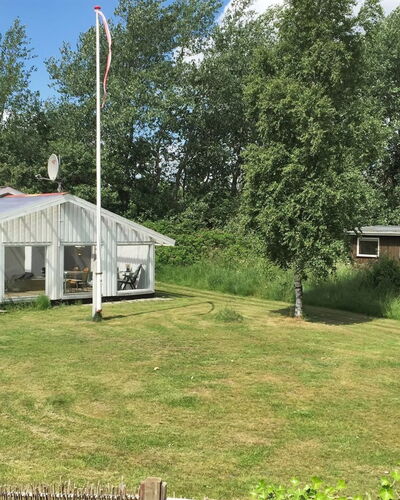 Gonda - 500M from the Sea