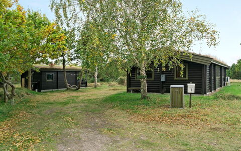 Gorjan - 300M from the Sea: Herbe, Lot Terre, Zone Rurale, Chalet, Cabanon, Batiments Jardin, Ombre, Jardin, Pelouse