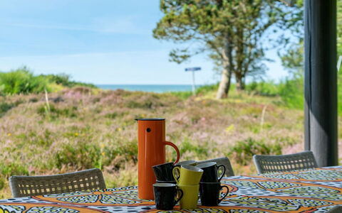 Wimar - 200M from the Sea: Bois, Toit, Maison, Chalet, Porte, Domicile, Siding, Lot Terre, Batiments Jardin, Cabanon