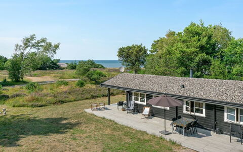 Wimar - 200M from the Sea: Bois, Domicile, Porche, Plate-Forme, Dur, Toit, Tache De Bois, Parquet, Eco Hôtel