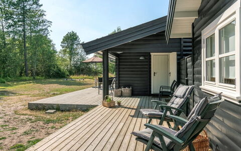 Wimar - 200M from the Sea: Bois, Domicile, Porche, Plate-Forme, Dur, Toit, Tache De Bois, Parquet, Eco Hôtel