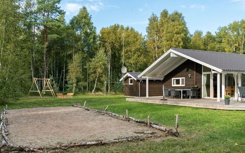 Thomasine - 1.5Km from the Sea: Bois, Domicile, Porche, Plate-Forme, Dur, Toit, Tache De Bois, Parquet, Eco Hôtel