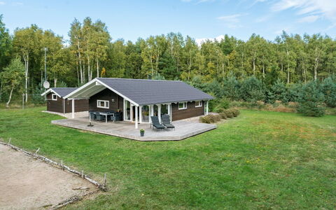 Thomasine - 1.5Km from the Sea: Bois, Domicile, Porche, Plate-Forme, Dur, Toit, Tache De Bois, Parquet, Eco Hôtel
