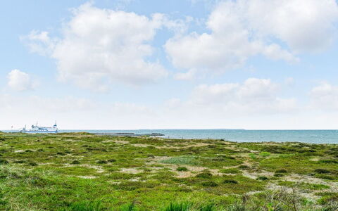 Djuna - 200M from the Sea: Ciel, Bleu, Jour, Vert, Nuage, Horizon, Environnement Naturel, Végétation, Écorégion, Prairie