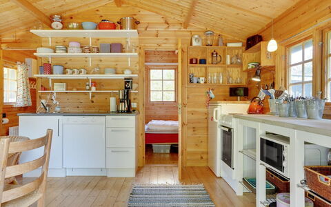 Ascen - 300M from the Sea: Cuisine, Design Intérieur, Bois, Meubles, Plafond, Sol, Cabinetry, Sol, Appareil De Cuisine, Pièce