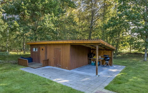 Thorger - 5Km from the Sea: Bois, Domicile, Porche, Plate-Forme, Dur, Toit, Tache De Bois, Parquet, Eco Hôtel