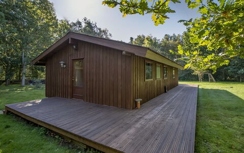 Thorger - 5Km from the Sea: Bois, Domicile, Porche, Plate-Forme, Dur, Toit, Tache De Bois, Parquet, Eco Hôtel