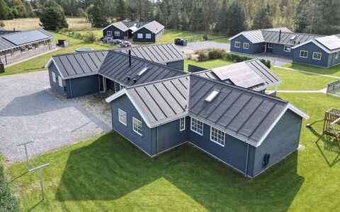 Damita - 350M from the Sea: Bois, Domicile, Porche, Plate-Forme, Dur, Toit, Tache De Bois, Parquet, Eco Hôtel