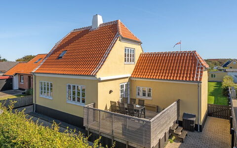 Kätlin - 1.1Km from the Sea: Herbe, Maison, Toit, Domicile, Chalet, Arbuste, Lot Terre, Zone Rurale, Ferme, Couverture De Sol