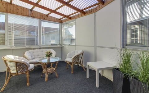 Anais - 1.6Km from the Sea: Meubles, Mobilier De Jardin, Chaise, Jardin, Ombre, Dur, Tableau De Plein Air, Aménagement Paysager, Patio, Pelouse