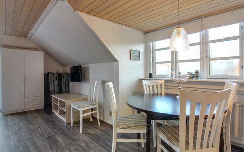 Gæsling - 1.6Km from the Sea: Domicile, Zone Résidentielle, Maison, Chalet, Toit, Lot Terre, Siding, Jardin, Biens, Pelouse