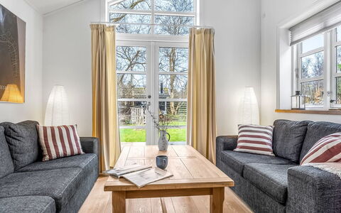Amon - 670M from the Sea: Bois, Canapé, Meubles, Sol, Salon, Design Intérieur, Parquet, Sol, Domicile