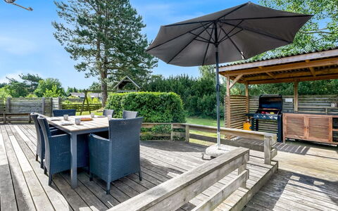 Truls - 800M from the Sea: Domicile, Chalet, Porche, Siding, Ferme, Structure En Plein Air