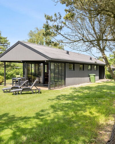 Veljan - 400M from the Sea