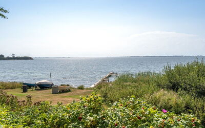 Daike - 25M from the Sea
