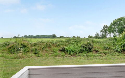 Emly - 1.1Km from the Sea: Piscine, Ville Resort