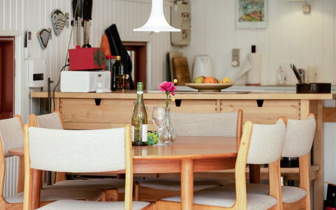 Osa - 150M from the Sea: Meubles, Design Intérieur, Bois, Sol, Table, Chaise, Luminaire, Éclairage, Salle À Manger, Sol