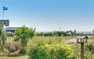 Kaike - 100M from the Sea