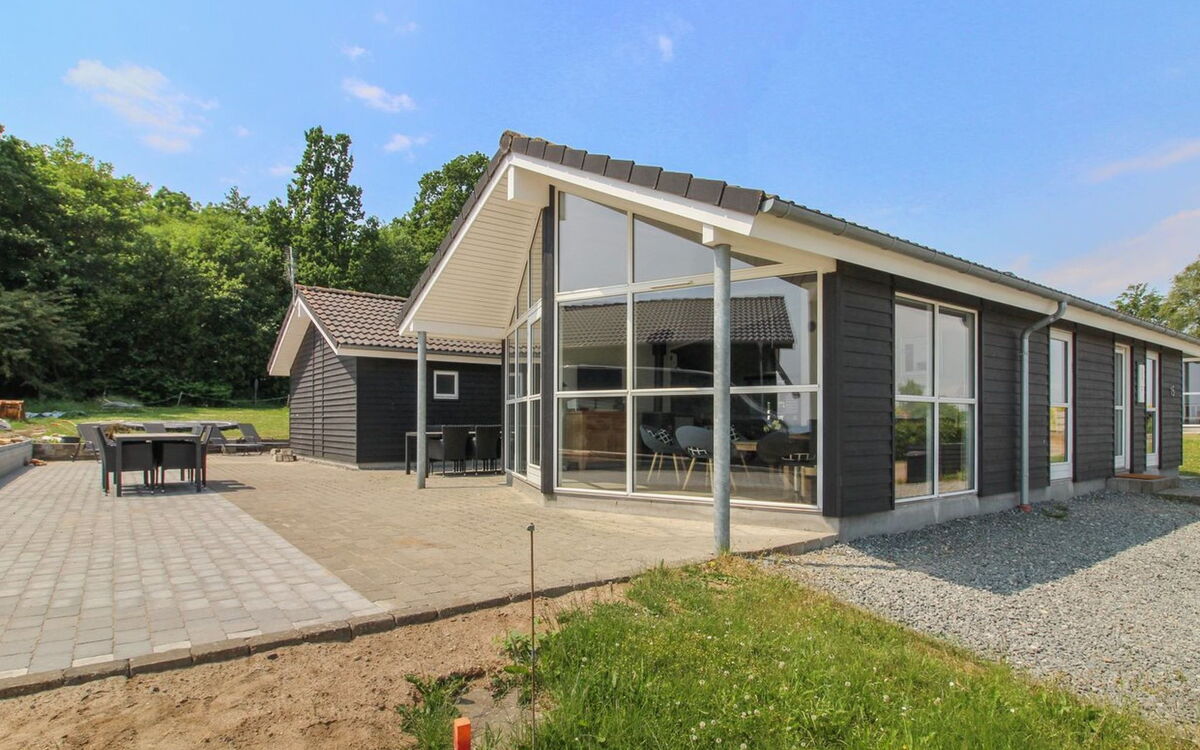 Clea - 200M from the Sea