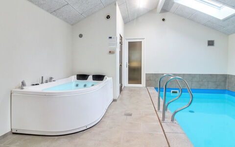 Clea - 200M from the Sea: Bois, Toit, Architecture, Domicile, Maison, Chalet, Siding, Dur, Pente, Biens