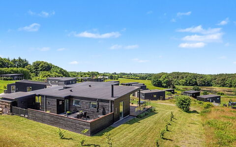 Klarin - 350M from the Sea: Lot Terre, Prairie, Jardin, Biens, Pelouse, Ferme, Cour, Aménagement Paysager, Plantation