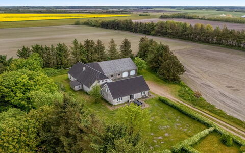 Merrit - 4.6Km to the Fjord: Maison, Toit, Plaine, Chalet, Domicile, Zone Rurale, Paysage, Prairie, Lot Terre, Établissements Humains