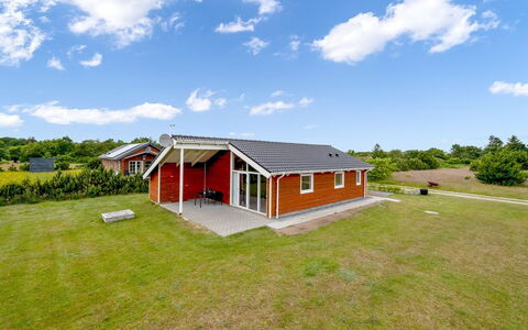 Clement - 500M to the Fjord: Chalet, Domicile, Maison, Toit, Porche, Biens, Siding, Batiments Jardin, Ferme, Cour