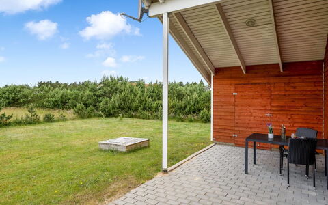 Clement - 500M to the Fjord: Chalet, Domicile, Maison, Toit, Porche, Biens, Siding, Batiments Jardin, Ferme, Cour