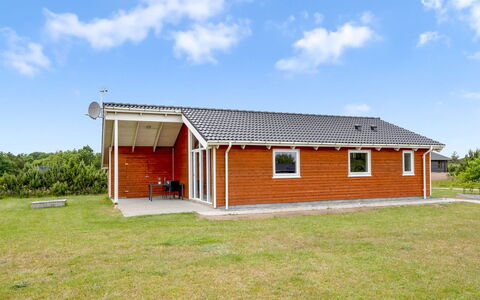 Clement - 500M to the Fjord: Chalet, Domicile, Maison, Toit, Porche, Biens, Siding, Batiments Jardin, Ferme, Cour