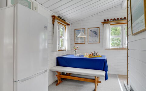 Reima - 220M to the Fjord: Maison, Domicile, Zone Résidentielle, Toit, Chalet, Lot Terre, Biens, Cour, Jardin, Siding