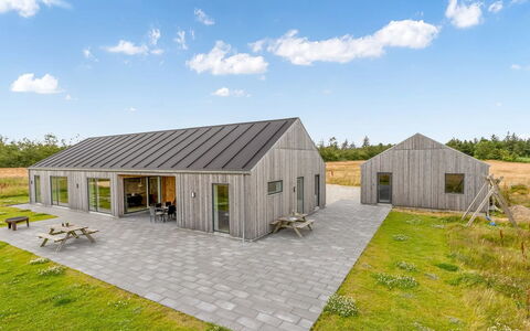 Etje - 6Km from the Sea: Chalet, Domicile, Maison, Toit, Porche, Biens, Siding, Batiments Jardin, Ferme, Cour