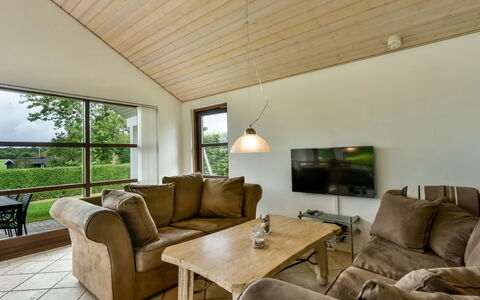 Kyllikki - 300M to the Fjord: Toit, Maison, Domicile, Chalet, Siding, Biens, Allée, Batiments Jardin, Cour, Cabanon