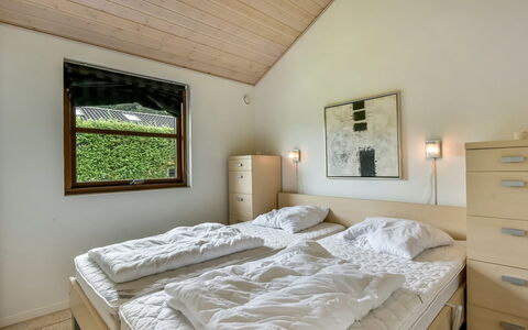 Kyllikki - 300M to the Fjord: Toit, Maison, Domicile, Chalet, Siding, Biens, Allée, Batiments Jardin, Cour, Cabanon