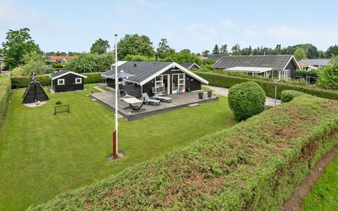 Ullakarin - 350M from the Sea: Communauté Des Plantes, Lumière Du Soleil, Plante Herbacée, Jardin, Plantation, Agriculture, Ferme