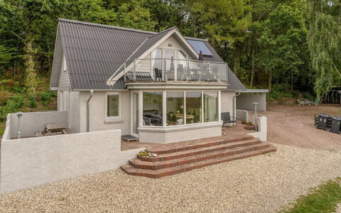 Simo - 250M from the Sea: Domicile, Toit, Chalet, Maison, Biens, Siding, Ferme, Allée, Porche