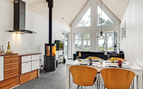 Angelita - 80M to the Fjord: Bois, Sol, Sol, Meubles, Design Intérieur, Domicile, Parquet, Salon, Chaise, Dur