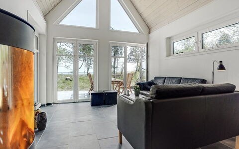 Angelita - 80M to the Fjord: Bois, Sol, Plafond, Design Intérieur, Sol, Domicile, Salon, Parquet, Pièce, Dur