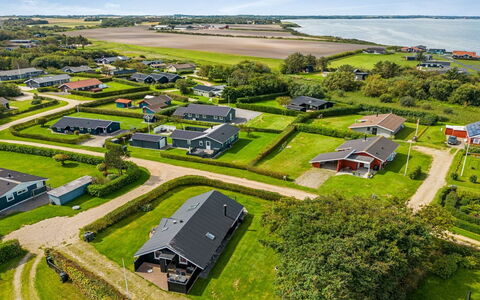 Naninja - 300M to the Fjord: Chalet, Domicile, Maison, Toit, Porche, Biens, Siding, Batiments Jardin, Ferme, Cour