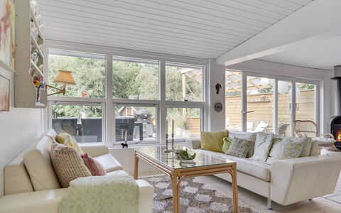 Jaana - 780M to the Fjord: Maison, Toit, Domicile, Chalet, Cabanon, Batiments Jardin, Siding, Cour, Cabane En Rondins, Cabane