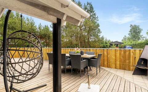 Arwed - from the Sea: Toit, Maison, Domicile, Chalet, Siding, Biens, Allée, Batiments Jardin, Cour, Cabanon