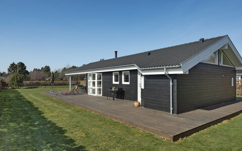 Ayen - 1.5Km from the Sea: Chalet, Siding, Batiments Jardin, Ferme, Cabanon